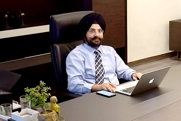 Mandeep Singh Bhatia Managing Director of Unimarck Pharma